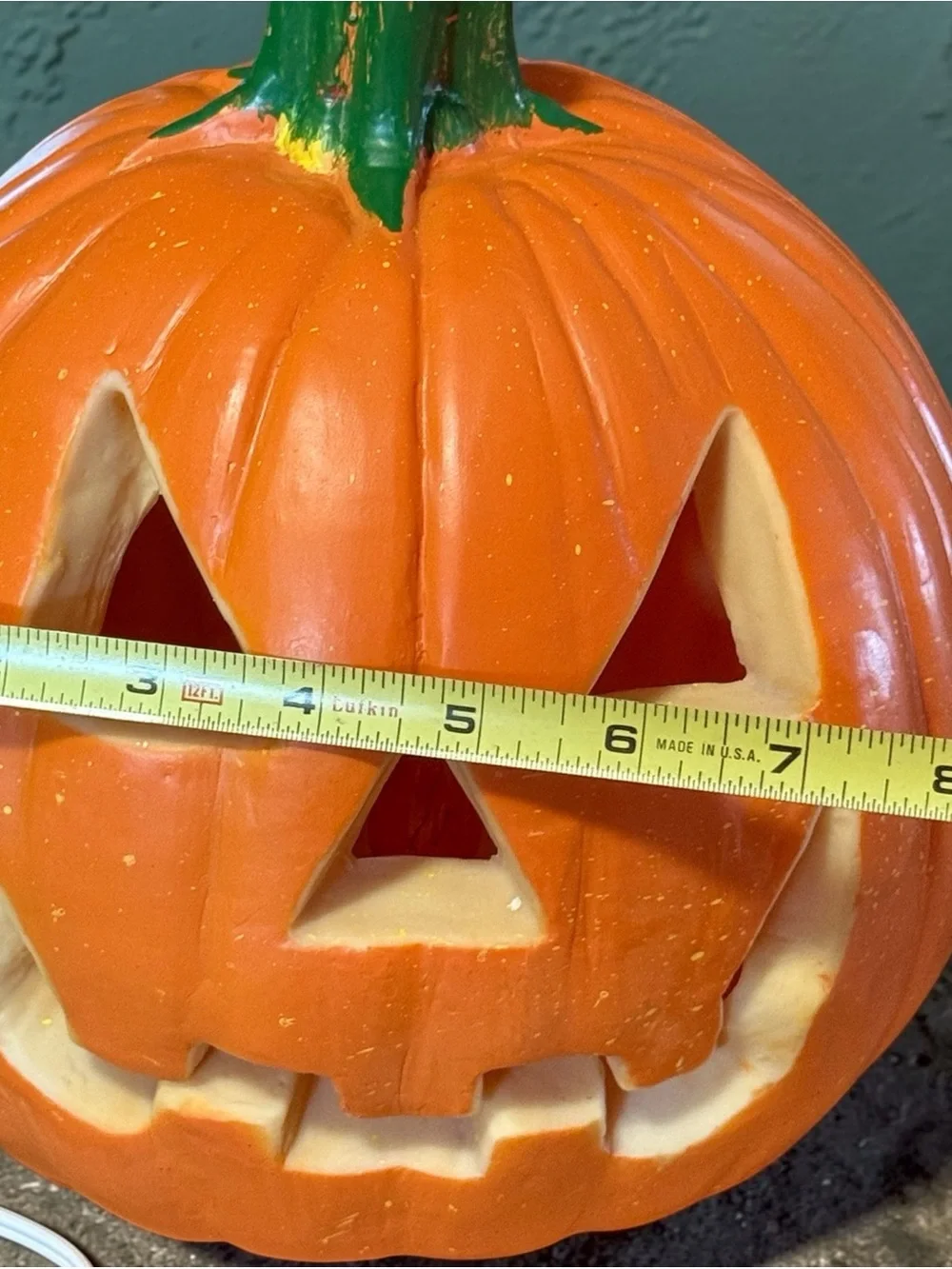 Vintage Light-Up Pumpkin Blow Mold Halloween Jack-O'-Lantern Decor - WORKING!